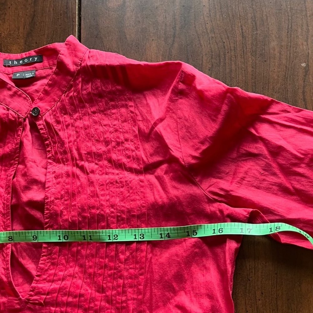 Theory Xs Raspberry Red Pleated Keyhole Button Ne… - image 7